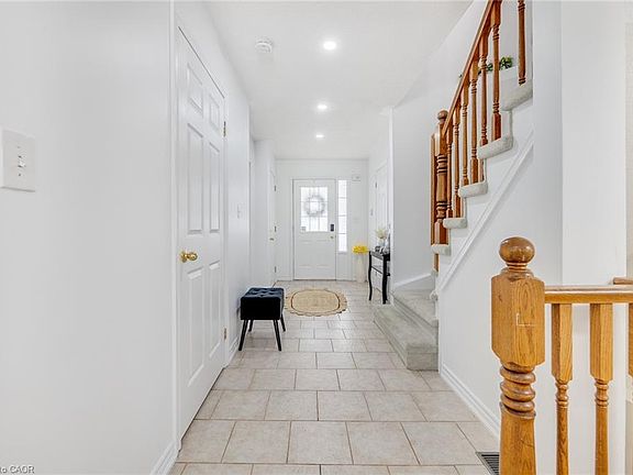 5th image of 81 Kendrick Ct