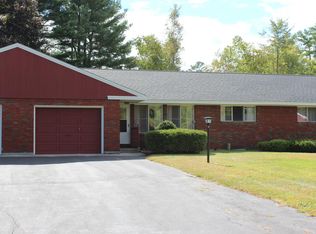 3 Rudley Dr, Queensbury, NY 12804