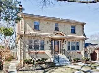 1624 S Prospect Ave, Park Ridge, IL 60068