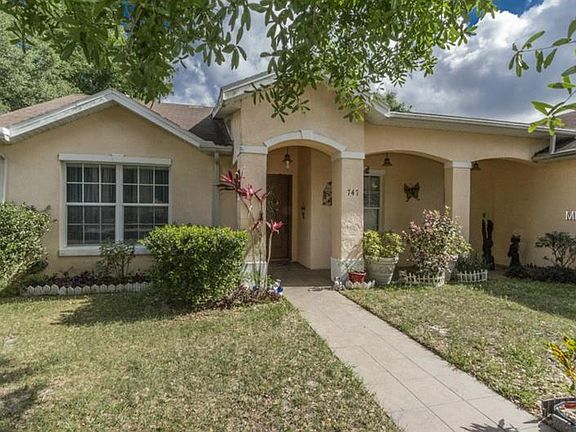 2nd image of 747 Oakpoint Cir