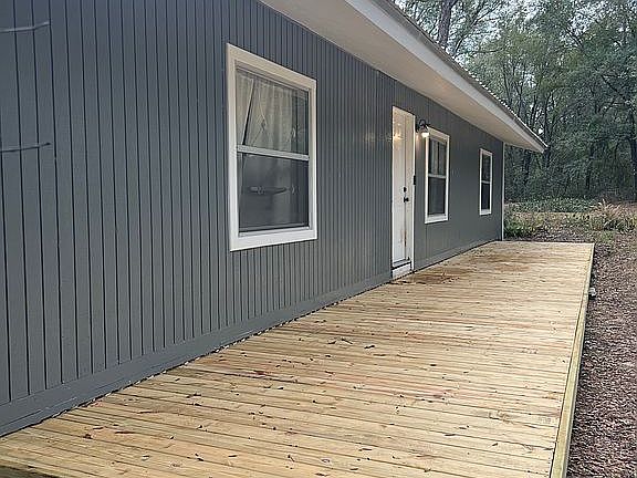 3rd image of 8193 Cactus Hill Dr