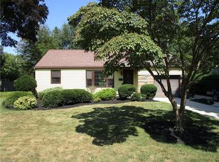 7733 Dahlia Dr, Mentor On The Lake, OH