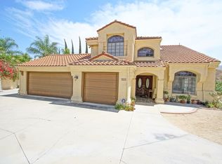 1700 Tara Ridge Ct, Colton, CA 92324