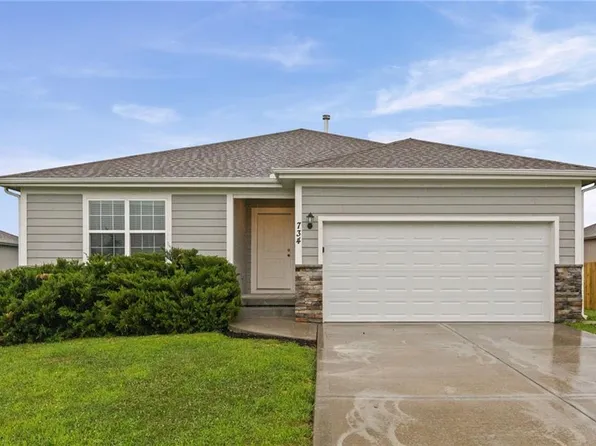 734 S Cypress St, Gardner, KS 66030