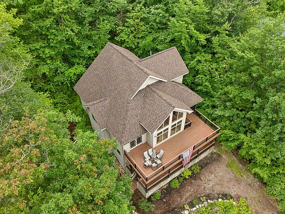 5th image of 178 Highlands Drive
