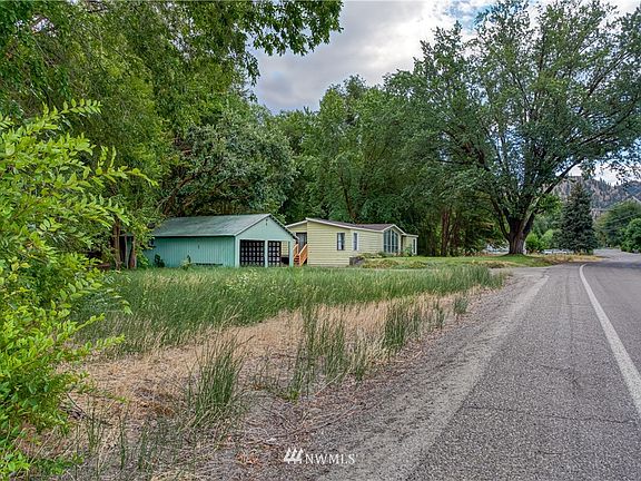 Side yard view near property corner