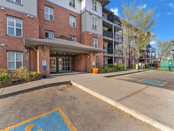 2nd image of 667 Watt Blvd SW #217