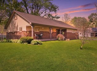 24960 Trombley St, Harrison Township, MI 48045