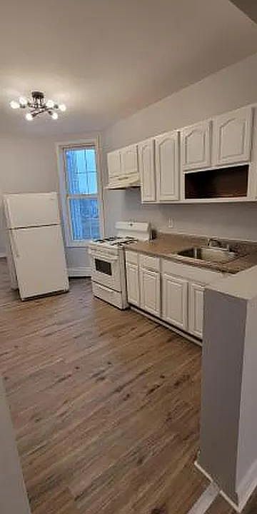 1st image of 237 Monticello Ave #5A