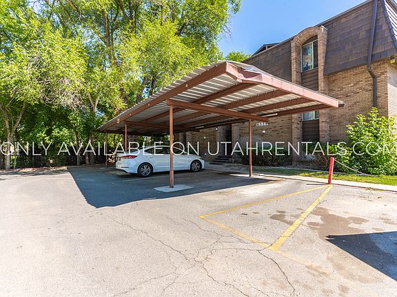 3rd image of 4884 S Highland Cir APT 2
