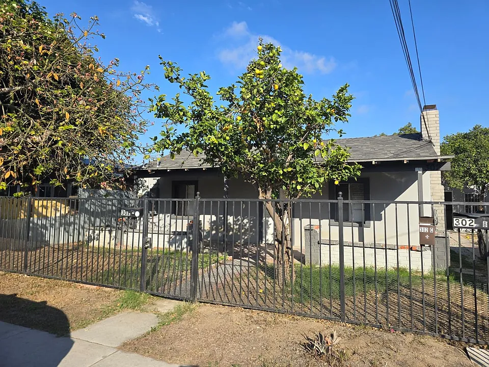 302 Sycamore Rd #C