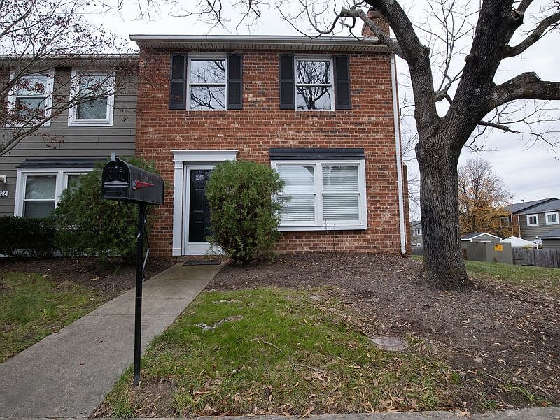 1st image of 9324 Gildenfield Ct
