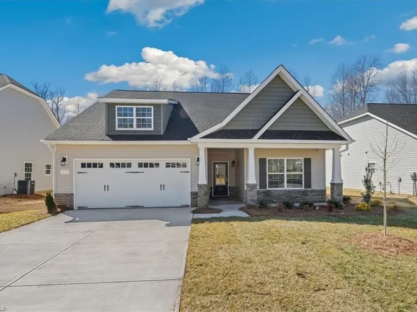 1975 Meadowview Dr Lot 15, Graham, NC 27253