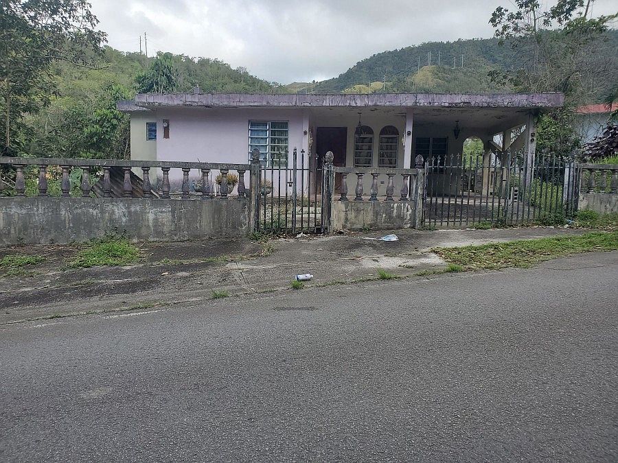 2nd image of 946rd Km 1.2 Bo La Placita