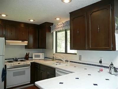 4th image of 15911 183rd Pl NE