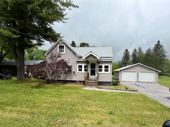 573 S Washington St, Carthage, NY 13619