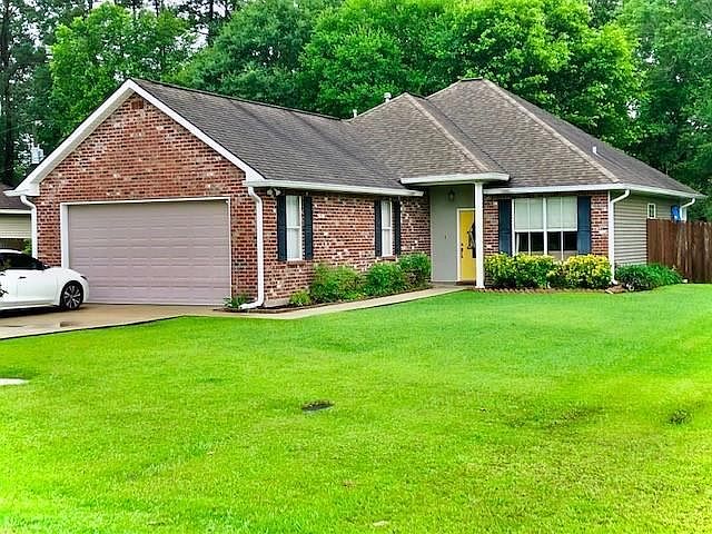 1st image of 46529 Highland Dr