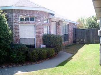 1st image of 2219 Brookview Dr