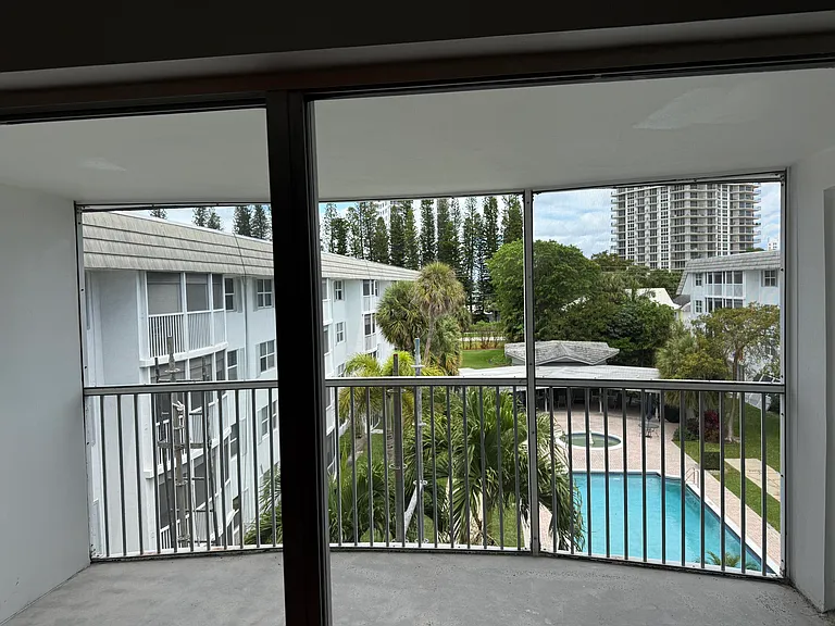 800 E Camino 408 #408 — Photo 22