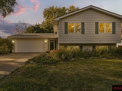 1709 Hodgson Rd, North Mankato, MN, 56003