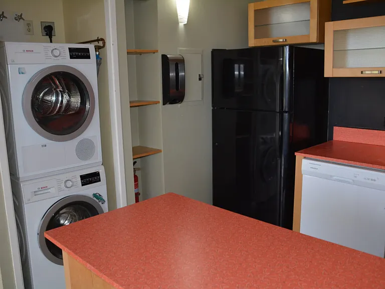 6710 Hawaii Kai Dr #402 — Photo 7
