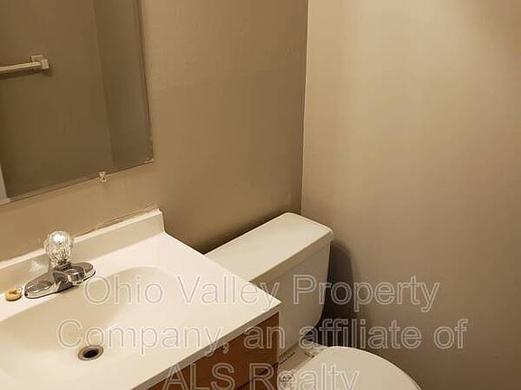 5th image of 307 Marshall Ave #3