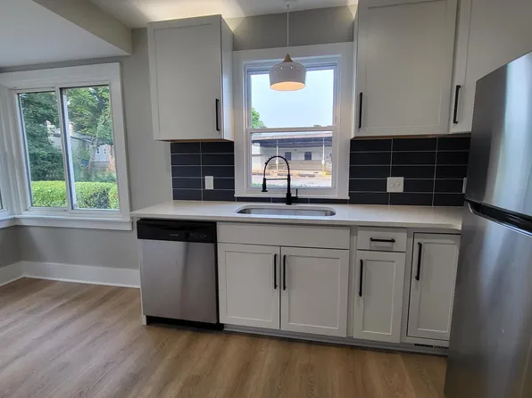 27 Brentwood St, Rochester, NY 14610