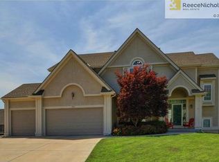 8816 N Hull Ave, Kansas City, MO 64154