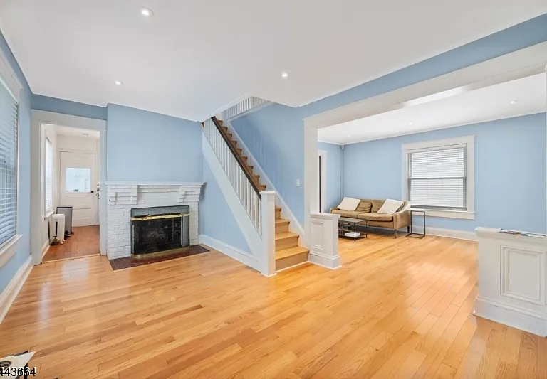 28 N Hillside Ave — Photo 4