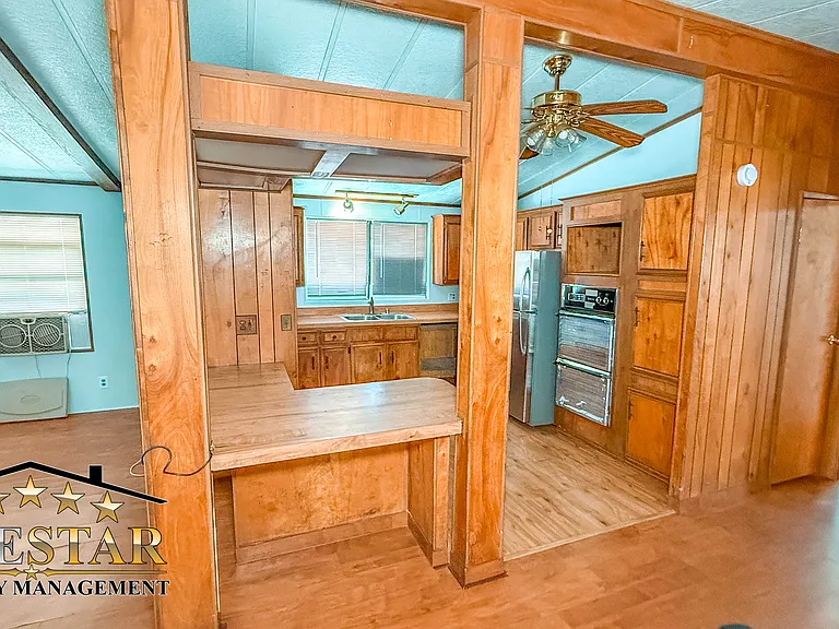 223 McCord Ave — Photo 7