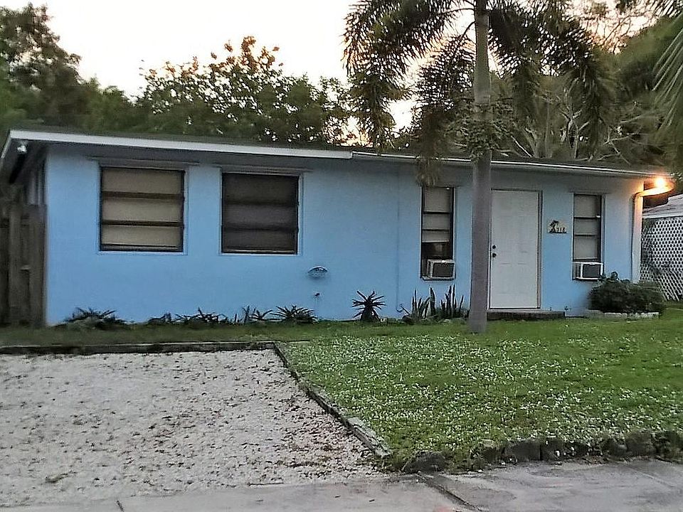 1st image of 718 N Lake Ave