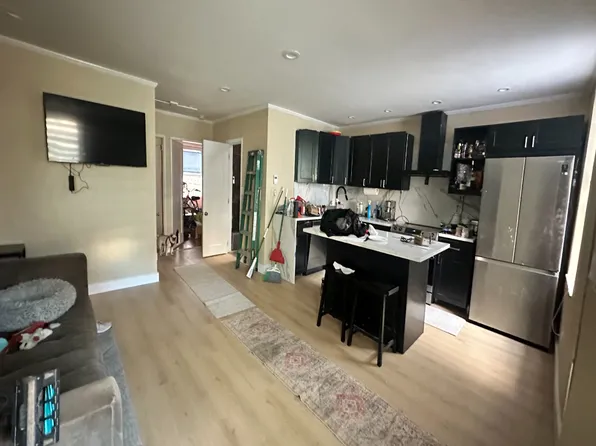 20-22 46th Street image 1 of 7