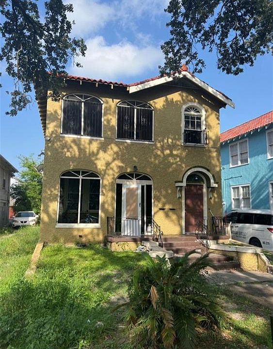 1st image of 3208-10 Louisiana Avenue Pkwy