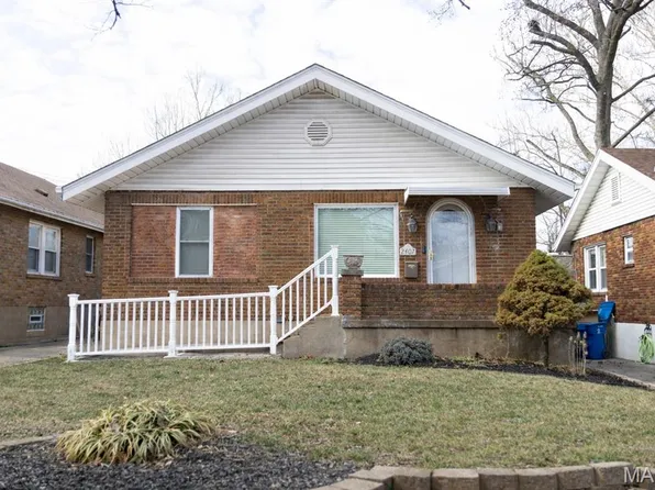 2407 Hartland Ave, Saint Louis, MO 63114