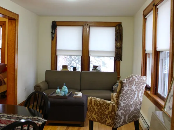 93 Weaver St #C, Winooski, VT 05404