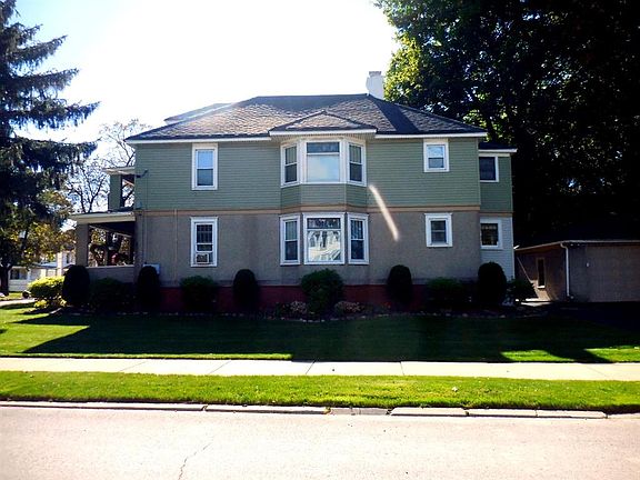 3rd image of 46 Tompkins St #2