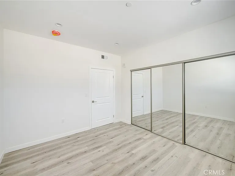 14526 Hartland St #307 — Photo 14