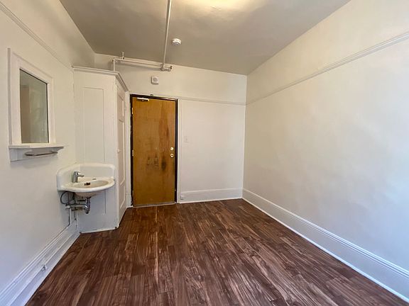2nd image of 917 Kearny St Suite 217