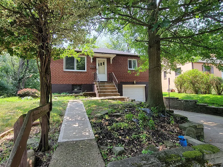 13 Fleck Ct — Photo 1