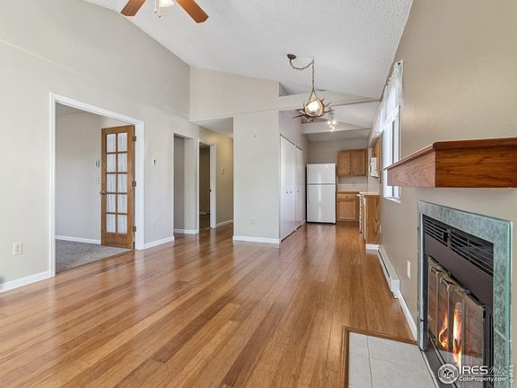 4th image of 1010 S Saint Vrain Ave #B-4