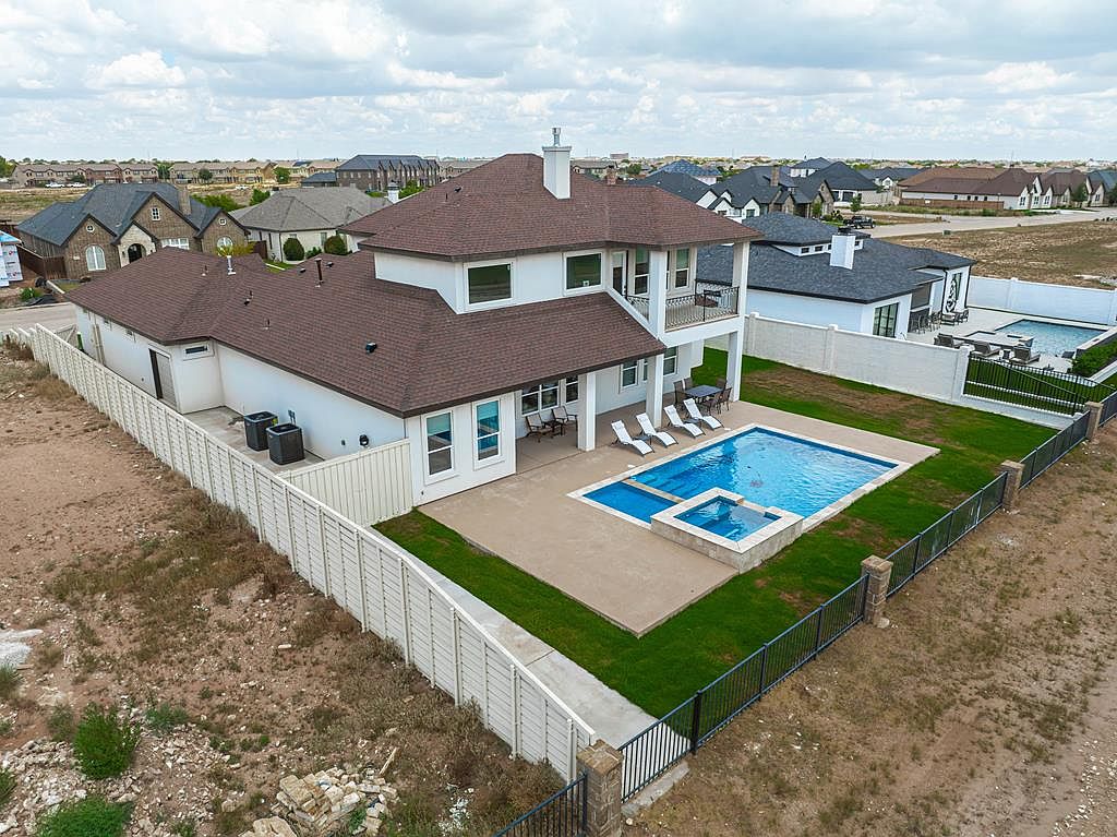 2802 Tom Morris Rd