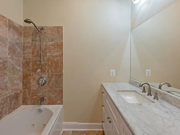 45 R St NW #2 — Photo 22