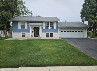 15 Hyde Park Row, Brownsburg, IN 46112