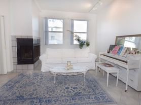 1000 2nd St