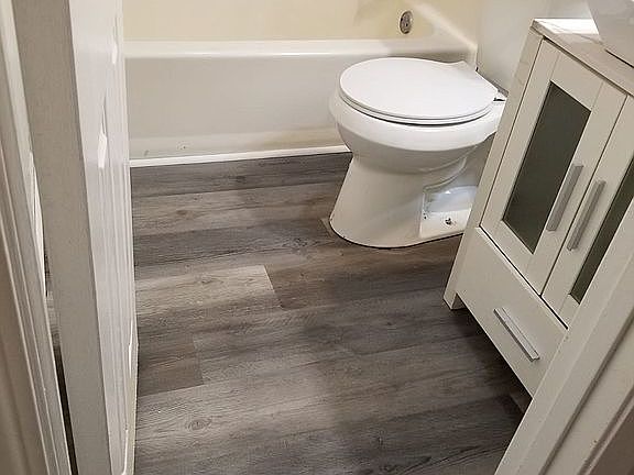 3rd image of 6639 Flagler Dr
