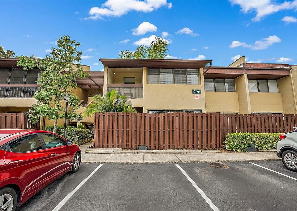 1st image of 796 VILLAGE LAKE TERRACE N #204