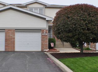 15935 Blackwater Ct, Tinley Park, IL 60477