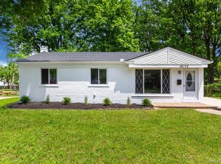 28174 Sutherland St, Southfield, MI 48076