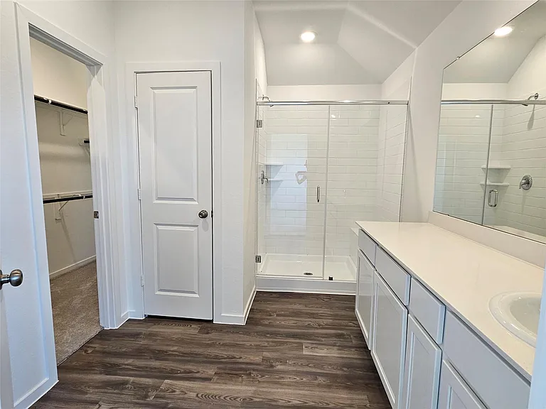 9918 Lockridge Manor Dr — Photo 14