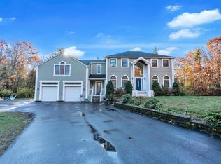 4 Red Brook Ln, Scarborough, ME 04074
